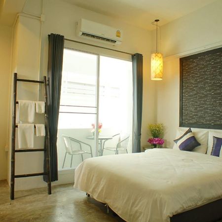 Walking Street Residence - Sha Extra Plus Chiang Mai Exterior photo