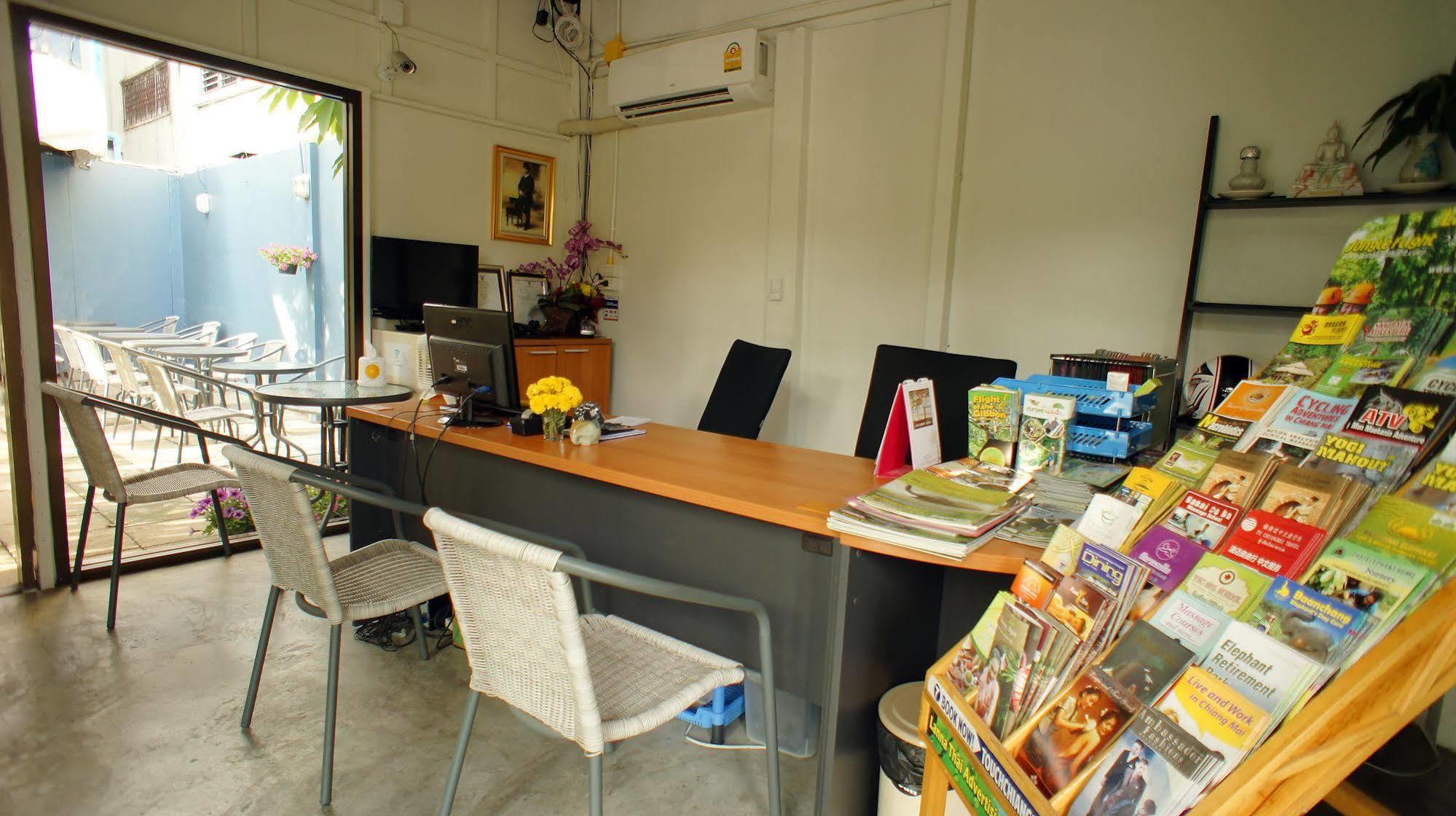 Walking Street Residence - Sha Extra Plus Chiang Mai Exterior photo